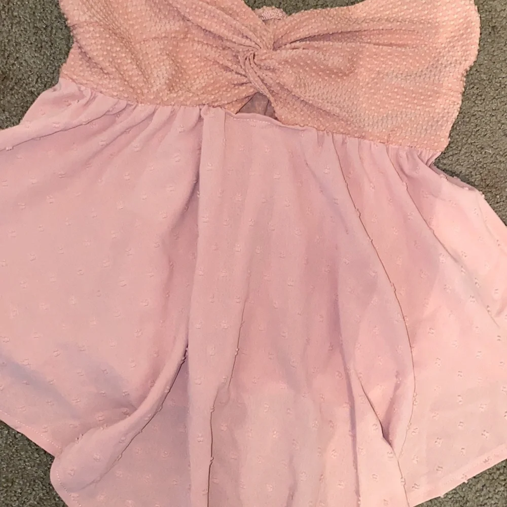 SHEIN Top - Picture 2 of 4